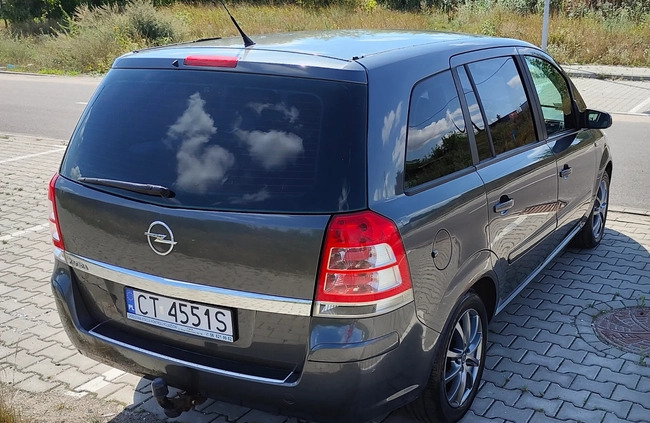Opel Zafira cena 16500 przebieg: 259000, rok produkcji 2009 z Toruń małe 742